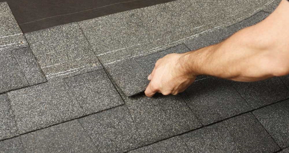 5 Roof Maintenance Tips to Reduce Wear and Tear