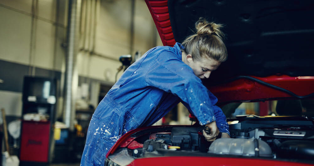 5 ways to avoid general liability insurance claims at your auto repair shop