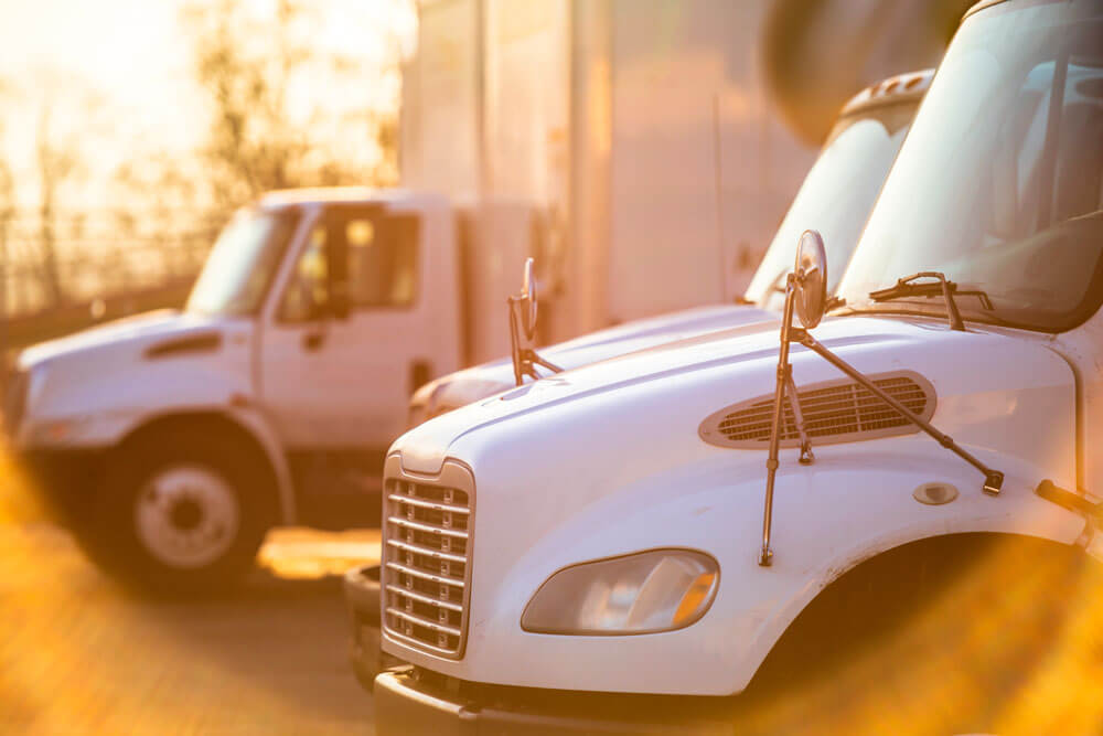 Securing Lucrative Box Truck Contracts A Comprehensive Guide